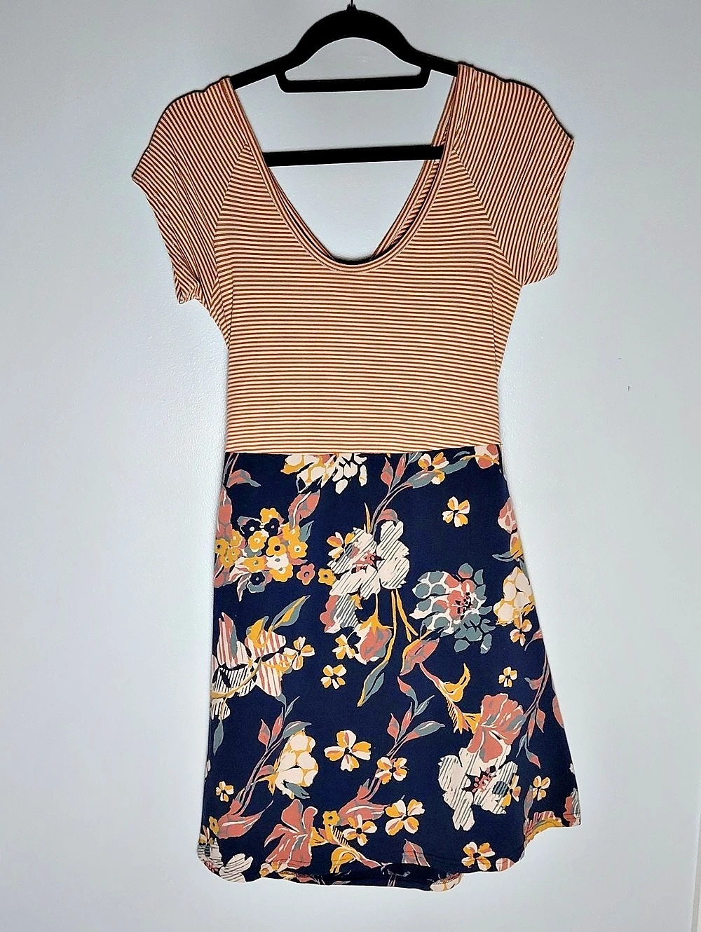 Pact Helena Crossback Striped Floral Organic Cotton Short Sleeve Mini Dress L